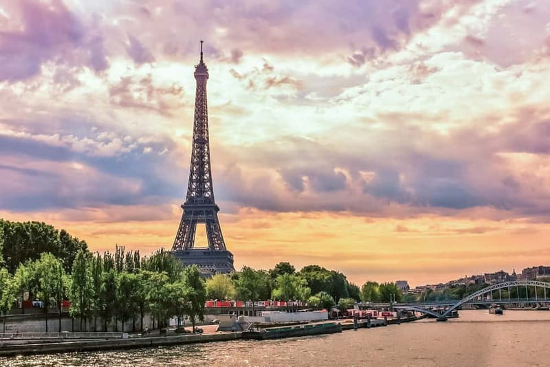 Paris: Seine Cruise & Crepe Tasting near the Eiffel Tower - Why a Seine cruise belongs in a first Paris visit