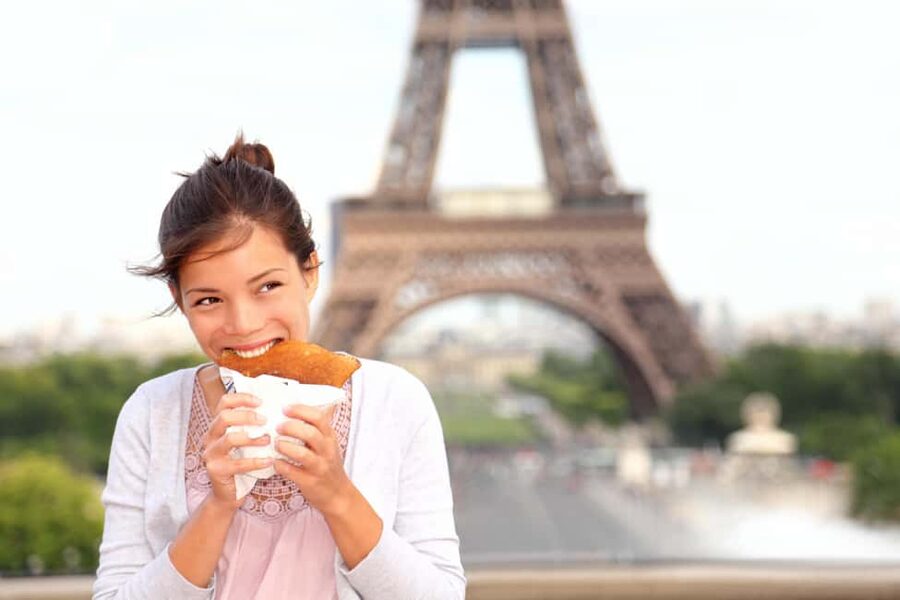 Paris: Seine Cruise & Crepe Tasting near the Eiffel Tower - Choosing the best seat on the boat