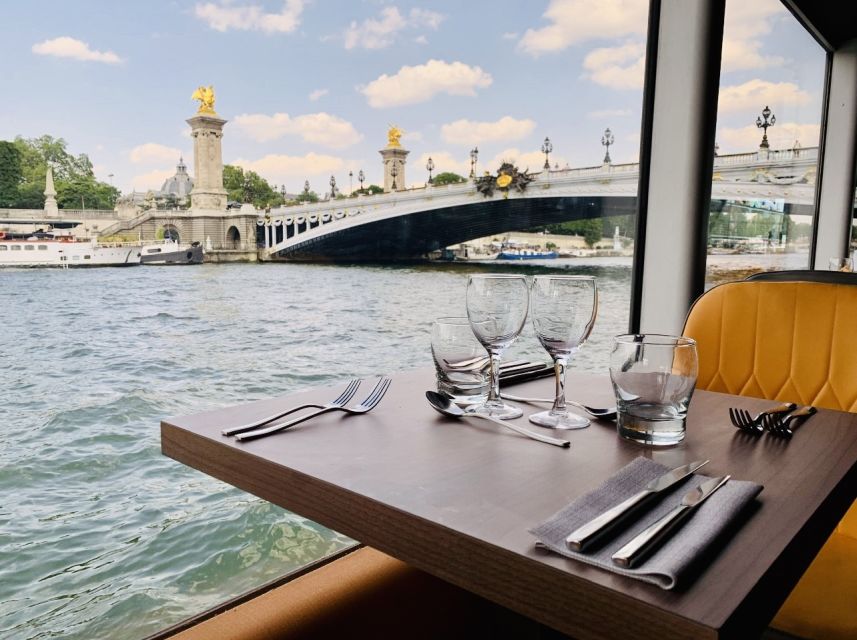 Paris: Seine River Bistronomic Dinner Cruise - Key Points to Know Before You Go