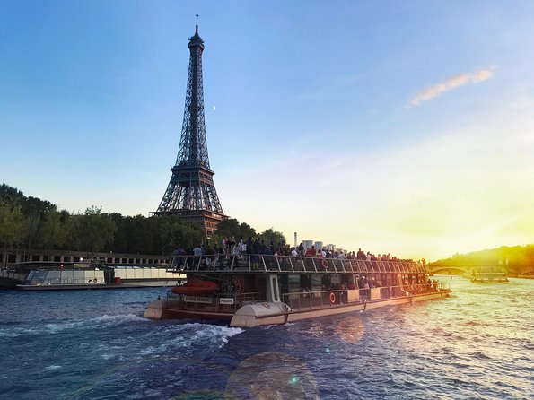Paris Seine River Sightseeing Cruise with Commentary by Bateaux Parisiens - Audio commentary and what it adds
