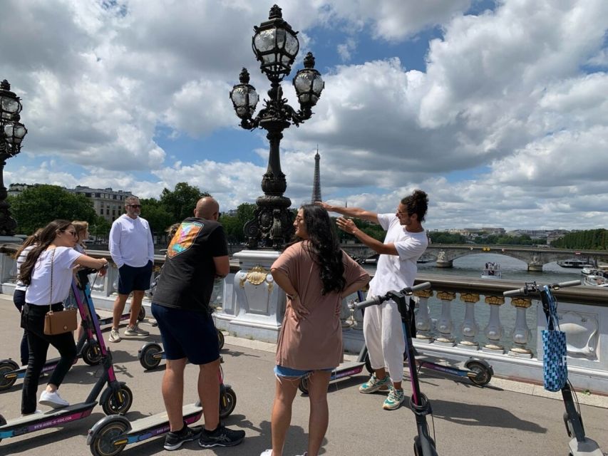 Paris: Small-Group E-Scooter Tour with a Local Guide - The 16th Arrondissement and the Eiffel Tower