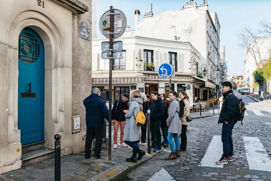 Paris: Street Art Walking Tour with a Street Artist Guide - Who Should Choose This Tour?