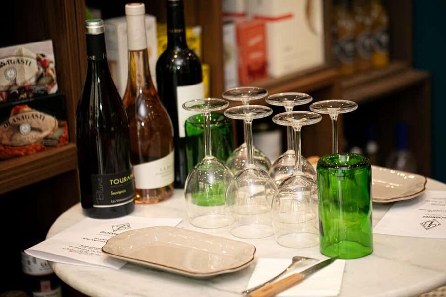 Paris: Tasting of 3 Wine and 3 Cheese - Key points at a glance