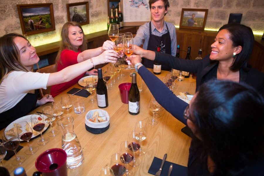 Paris: The Ultimate Wine and Cheese Tasting in English - Learning how to pair wine and cheese