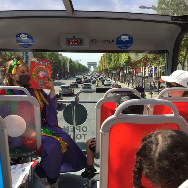 Paris: Tootbus Kids Bus Tour Experience - Arc de Triomphe and western Paris