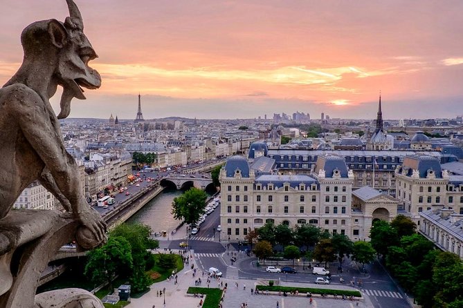 Paris Top Sights Half Day Walking Tour with a Fun Guide - Pace, group size, and guide quality