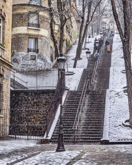 Paris Top Sights Half Day Walking Tour with a Fun Guide - The Louvre area and the Arc de Triomphe