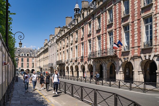 Paris Uncovered: Unique Guided Walking Tours with a Twist - Le Marais: old stones and modern Paris