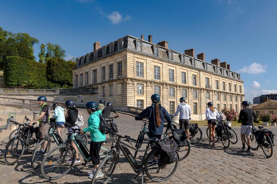 Paris: Versailles Palace and Queen Hamlet E-Bike Tour - The Versailles gardens and Hall of Mirrors