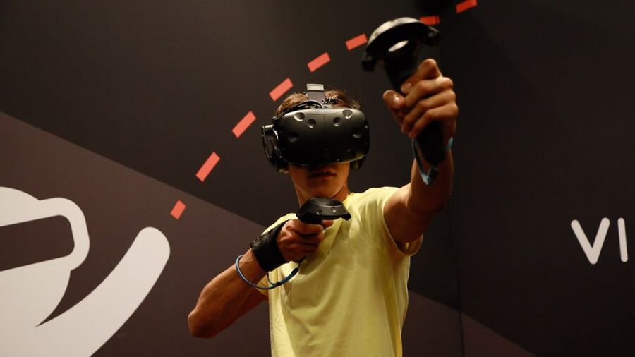 Paris: Virtual-Reality Escape Room Adventure - Choosing between three virtual missions