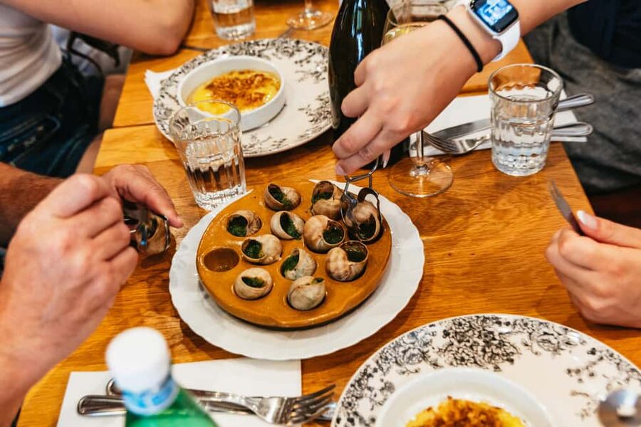 Paris: Walking Food Tour with Cheese, Wine and Delicacies - Eight to ten stops, with plenty of sweet food