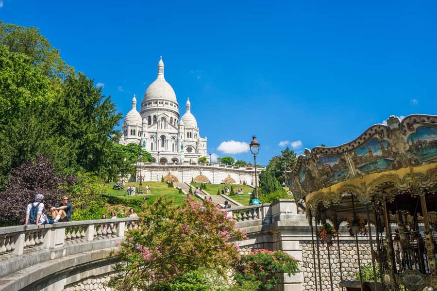 Paris: Walking Tour of Montmartre - Meeting at Blanche, beside the Moulin Rouge