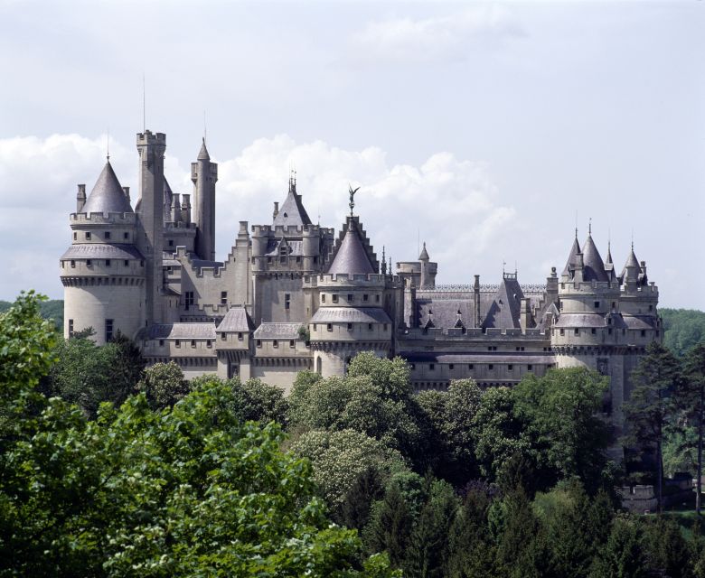 Pierrefonds: Château de Pierrefonds Entrance Ticket - Using the audio guide and finding your way out