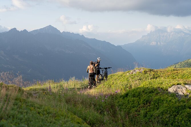 Point of view on the glaciers of Chamonix by electric mountain bike - Megeve and Saint-Gervais-les-Bains
