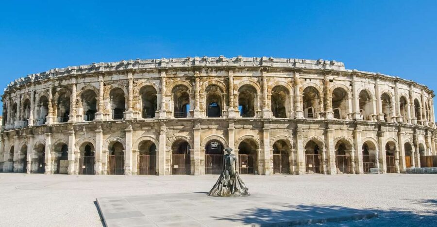 Pont du Gard, Uzès & Nîmes: Half-Day Tour with Entry Fees - Uzès: Medieval Streets Above a Roman Water Route