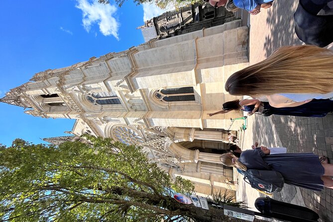 Private - Best of Bordeaux Walking Tour + Glass of Bordeaux Wine - Grand Theatre and Bordeaux’s grand style