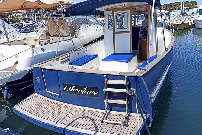 Private Boat Tour Cannes Lerins Islands - Finding your own swimming spot