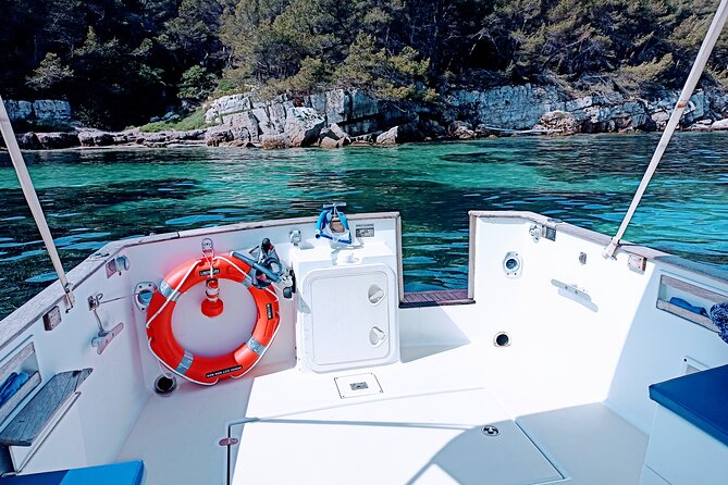 Private Boat Tour Cannes Lerins Islands - Saint-Honorat brings the islands into focus