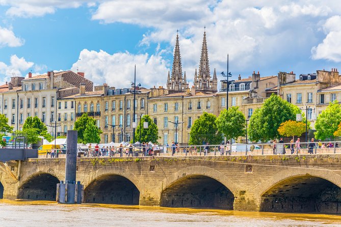 Private City Tour of Bordeaux in a Citroën 2CV - 1h30 - Cathedral square and Bordeaux’s formal center