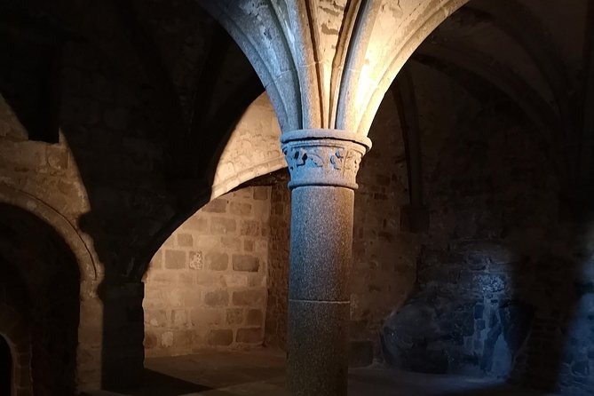 Private Day Tour of Mont Saint-Michel from Bayeux - Free time for village lanes and bay views