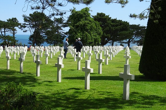 Private Day Tour Omaha beach and Pointe du Hoc - Pointe du Hoc and the Ranger assault