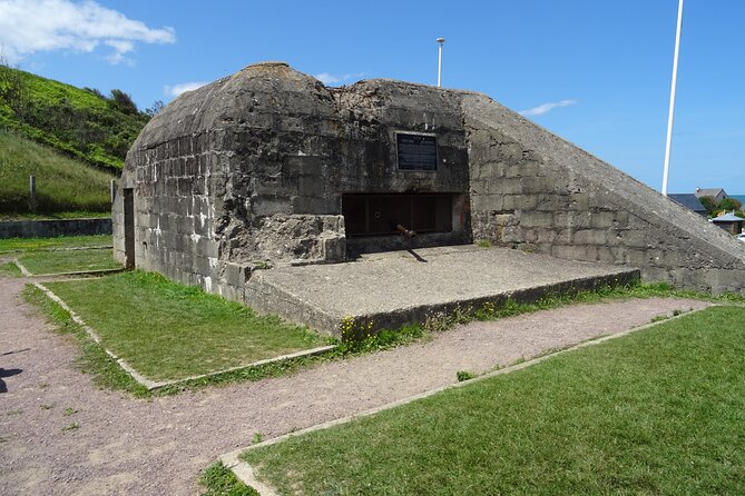 Private Day Tour Omaha beach and Pointe du Hoc - La Cambe and the German side of the story