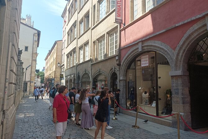 Private guided tour of Lyon - 3 to 4 hours - Four things that make this Lyon tour useful