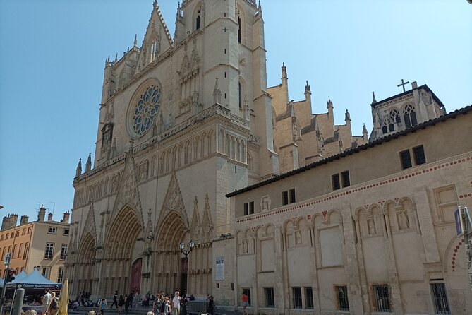 Private guided tour of Lyon - 3 to 4 hours - Saint-Jean Cathedral and the medieval old town