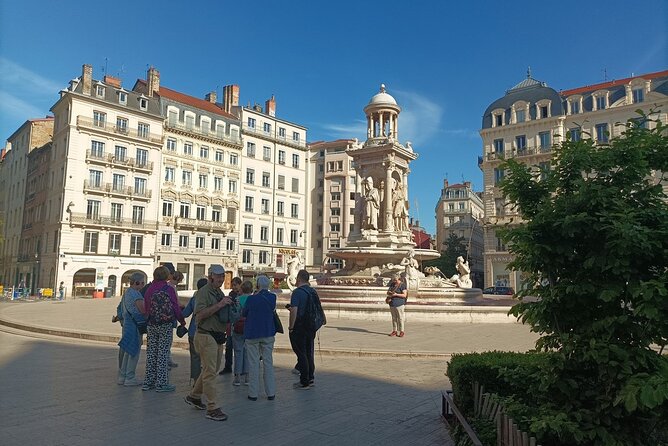 Private guided tour of Lyon - 3 to 4 hours - Renaissance palaces and Lyon’s old-town details