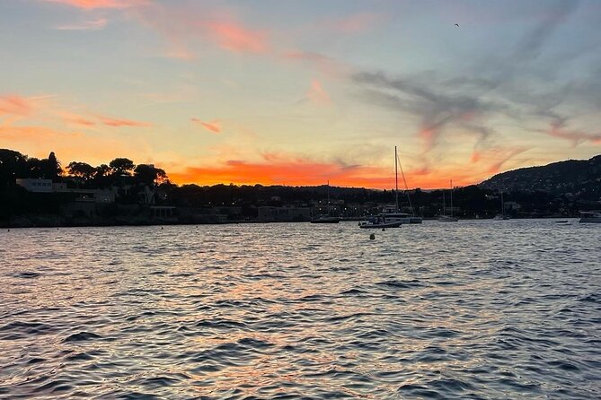 Private Luxury Boat Tour of the Beautiful Riviera Nice / Monaco - Morning, afternoon, or sunset: choosing the right departure