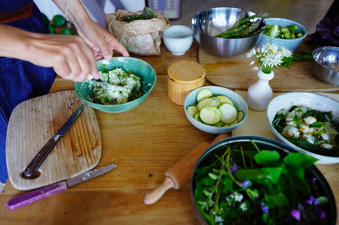 Private Market Tour and Cooking Class in Annecy with a Local - Is $190 Per Person a Fair Price?