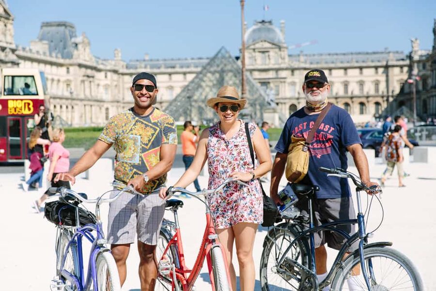 Private Secrets of Paris Bike Tour - Who will get the most from this private ride