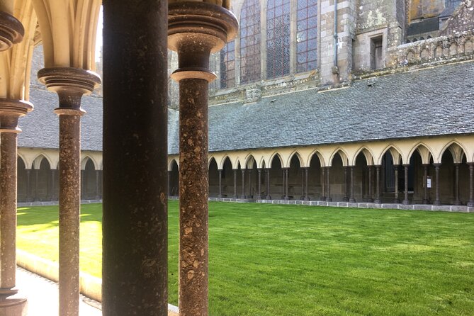 Private tour from Bayeux to Mont Saint Michel with Licence Guide - Why Mont Saint Michel makes a worthwhile day trip