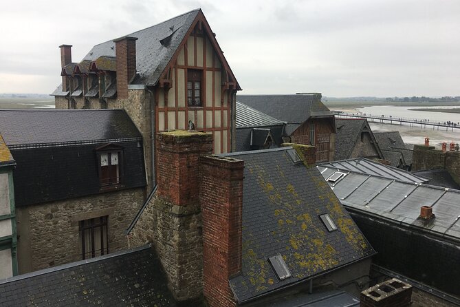 Private tour from Bayeux to Mont Saint Michel with Licence Guide - Starting at the lower town