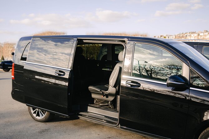 Private Transfers in Paris - Arriving at Charles de Gaulle or another airport