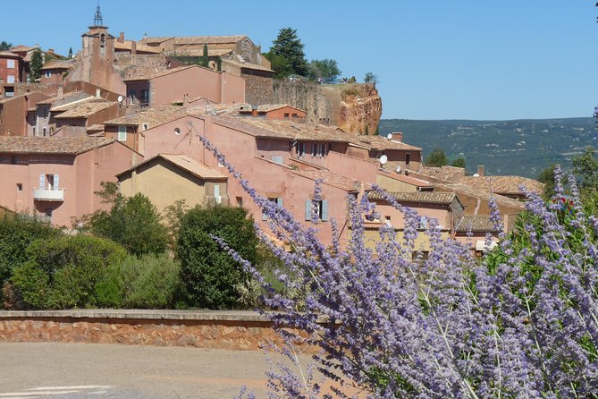 Provence Lavender Full Day Tour from Avignon - Gordes and the white-stone villages