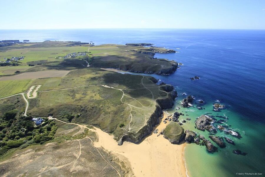 Quiberon: Ferry tickets from/to Belle-Île-en-Mer, Le Palais - Trails, cycling routes, and a day at your own pace