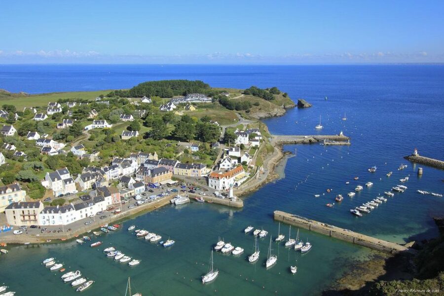 Quiberon: Ferry tickets from/to Belle-Île-en-Mer, Le Palais - A practical day plan from port to port
