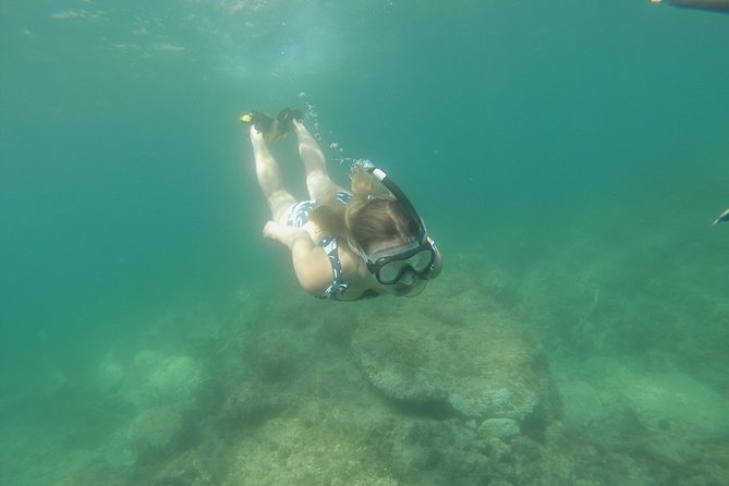 Rando-Palmée Getaway Around an island - Equipment, snacks, and the picnic break