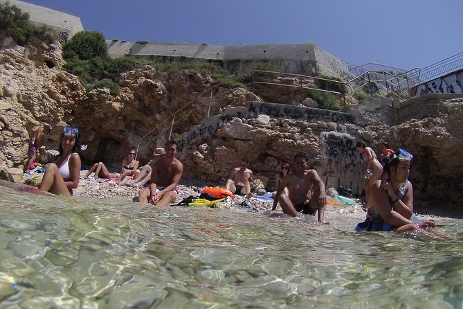 Rando-Palmée Getaway Around an island - How much value do you get for $68.78?