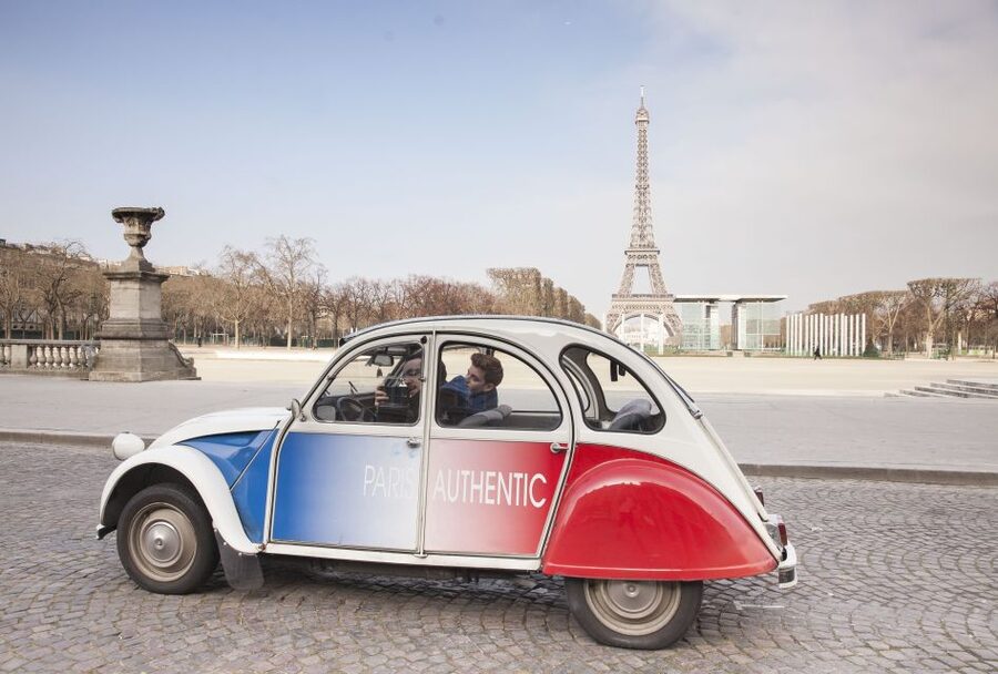 Romantic Paris Vintage Citroën 2CV Tour - From the Eiffel Tower to Trocadéro