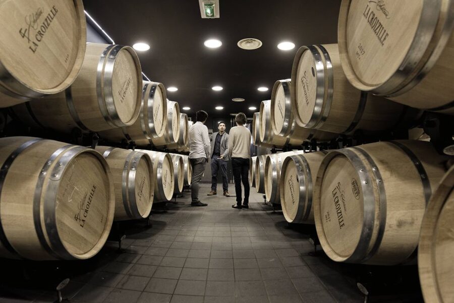 Saint-Émilion: Grand Cru Classé Winery Visit and Tasting - Three wines and a useful tasting lesson
