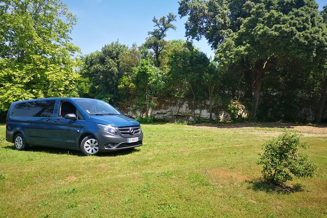 Saint-Emilion Private Full Day Wine Tour from Bordeaux - Meeting guides who make the difference