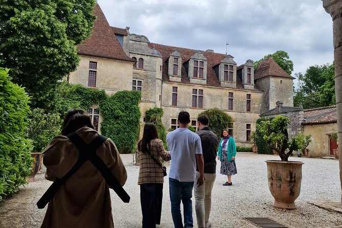 Saint-Émilion Wine Tour By Premium Electric Bike, Lunch Included - Blue clay and the second château