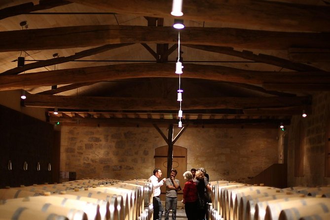Saint-Emilion Winery Morning Tour with Local Guide - Walking through Saint-Émilion’s old center