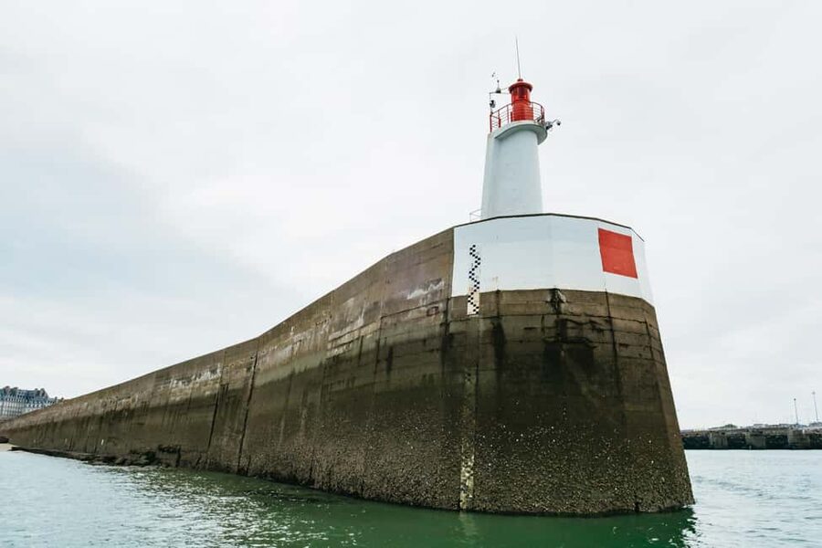Saint-Malo: Guided Boat Tour with Local Captain - Who should book this Saint-Malo cruise?