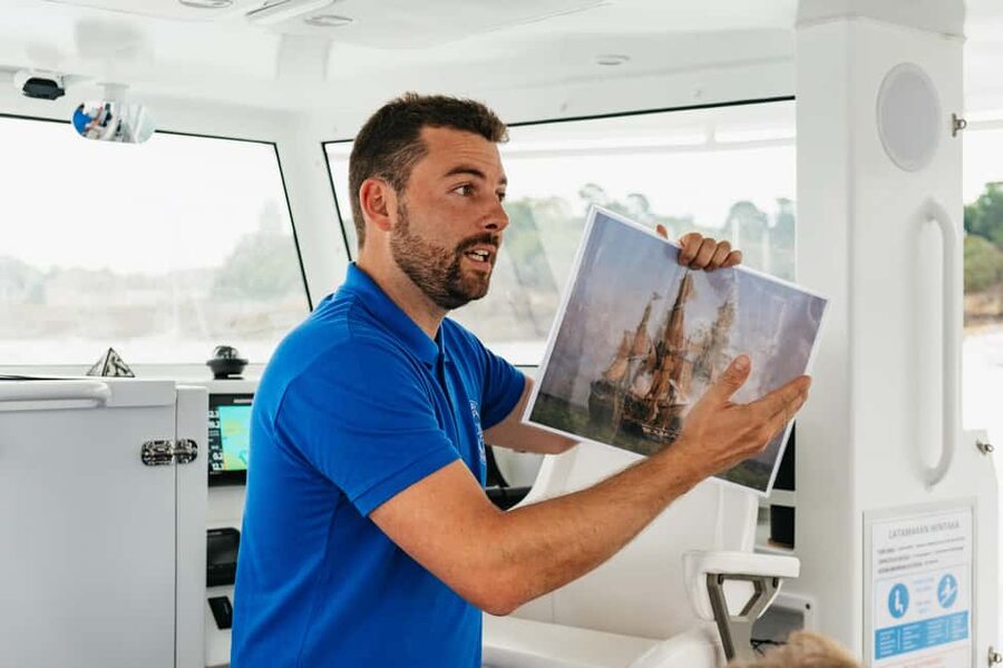 Saint-Malo: Guided Boat Tour with Local Captain - The 90-minute route: more forts and a wider view