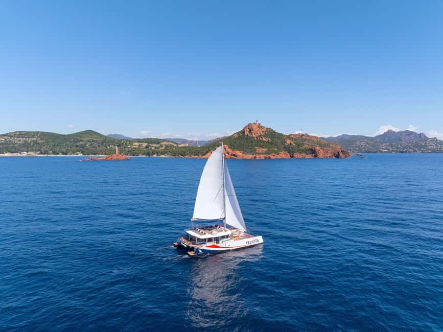 Saint-Raphaël: Golden Island Afternoon Cruise with Drinks - Key points at a glance