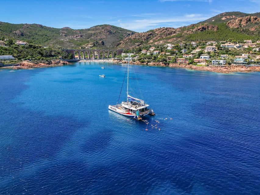Saint Raphaël: Guided cruise, discover a beautiful coastline - Coastal stories between Boulouris and Île d’Or