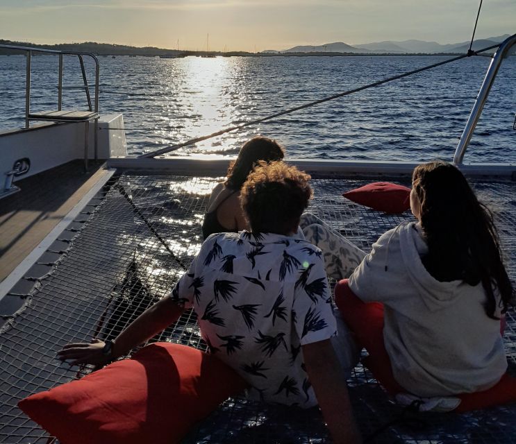 Saint-Raphaël : Sunset Cruise Cape Dramont & Golden Island - Who will enjoy this cruise most?